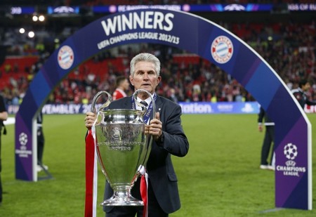 现出令人惊 现出令人惊